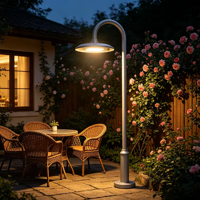 Outdoor Solar LED Garden Light with IP65 Waterproof LED Landscape Garden Lights for Park and Residential Area Lighting